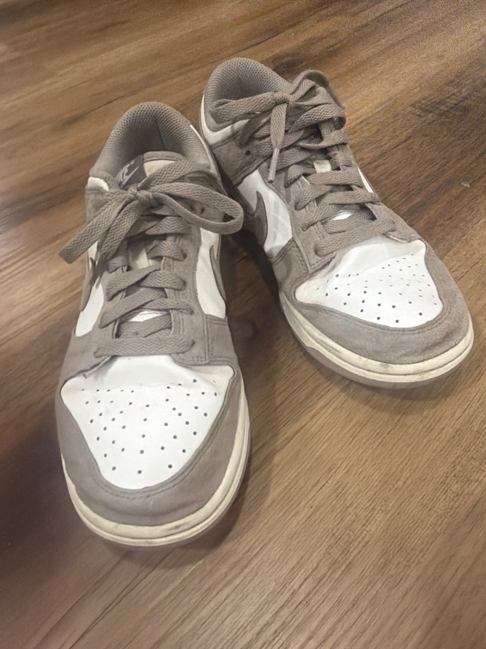 Nike Women’s Dunk Low Suede size 8